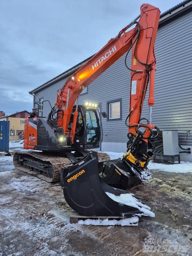 Hitachi ZX 135 US-7 대형 굴삭기 29톤 이상