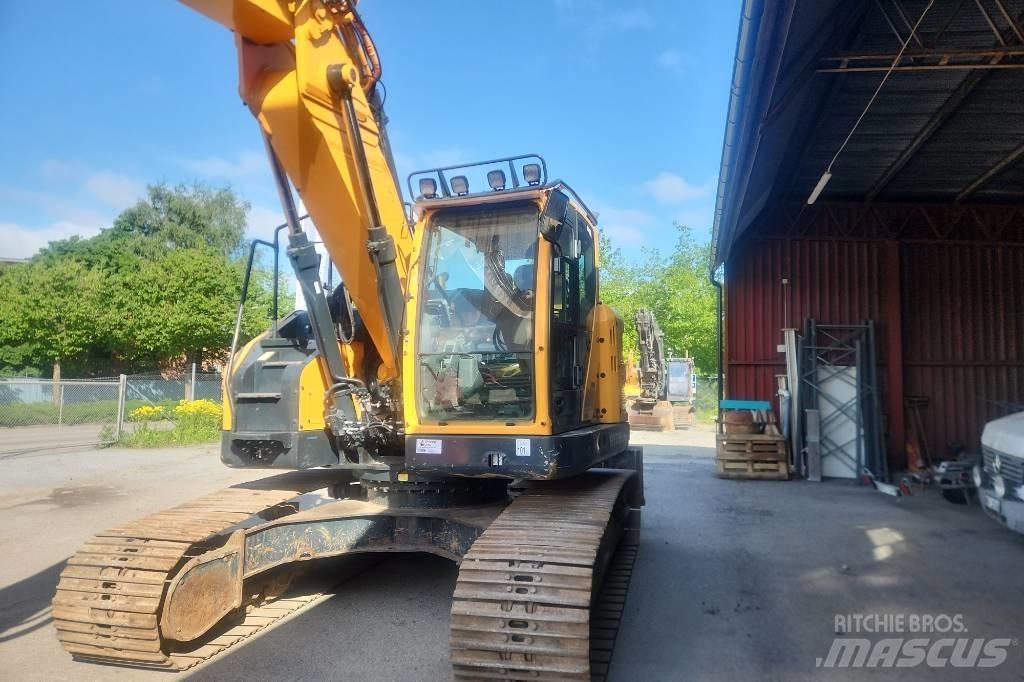 Hyundai HX 235 LCR 대형 굴삭기 29톤 이상