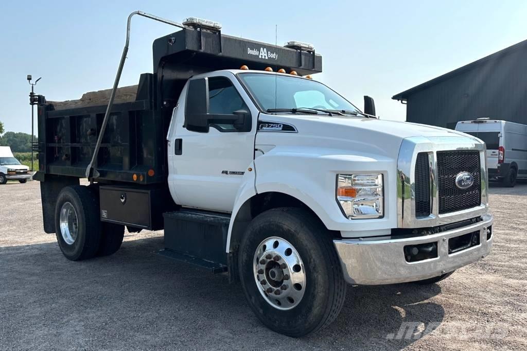 Ford F 750 덤프 트럭