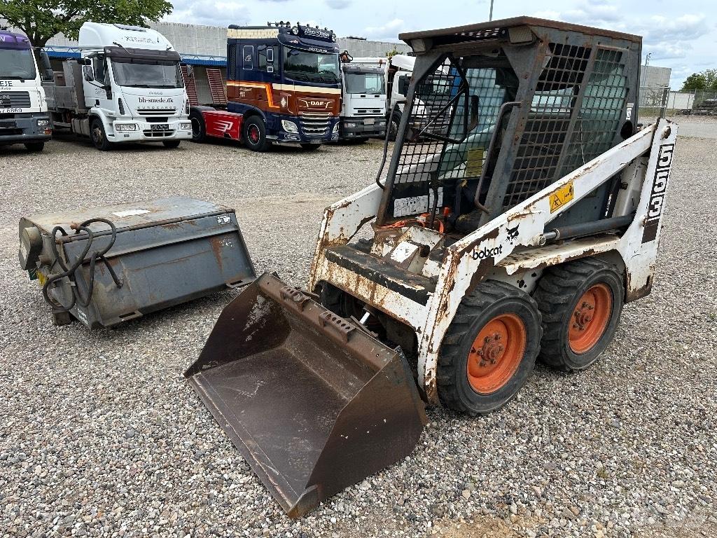 Bobcat 553  스키드로더