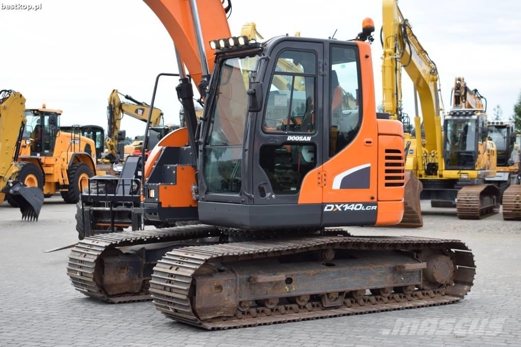 Doosan DX 140 LCR-5 대형 굴삭기 29톤 이상