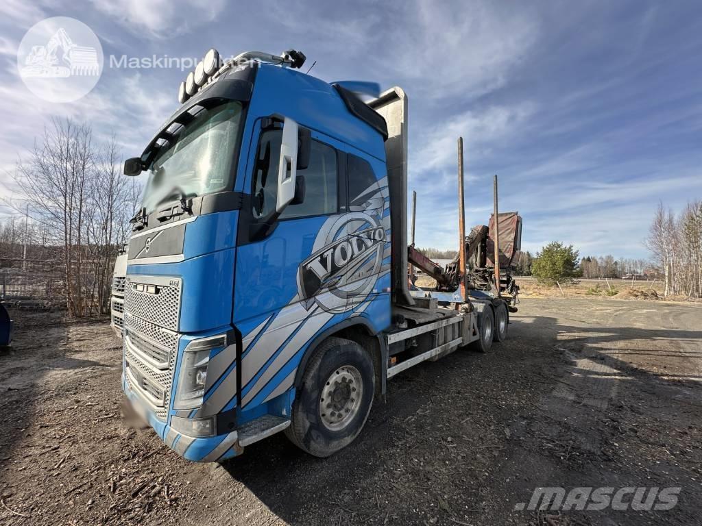 Volvo FH 16 750 목재 트럭
