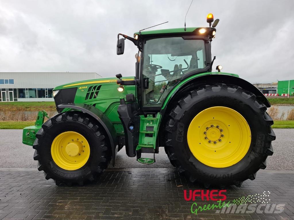 John Deere 6215 R 트랙터