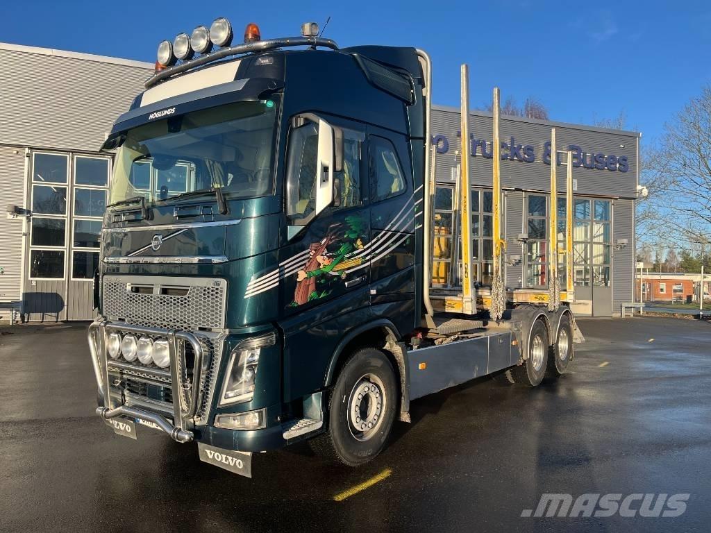 Volvo FH 16 목재 트럭