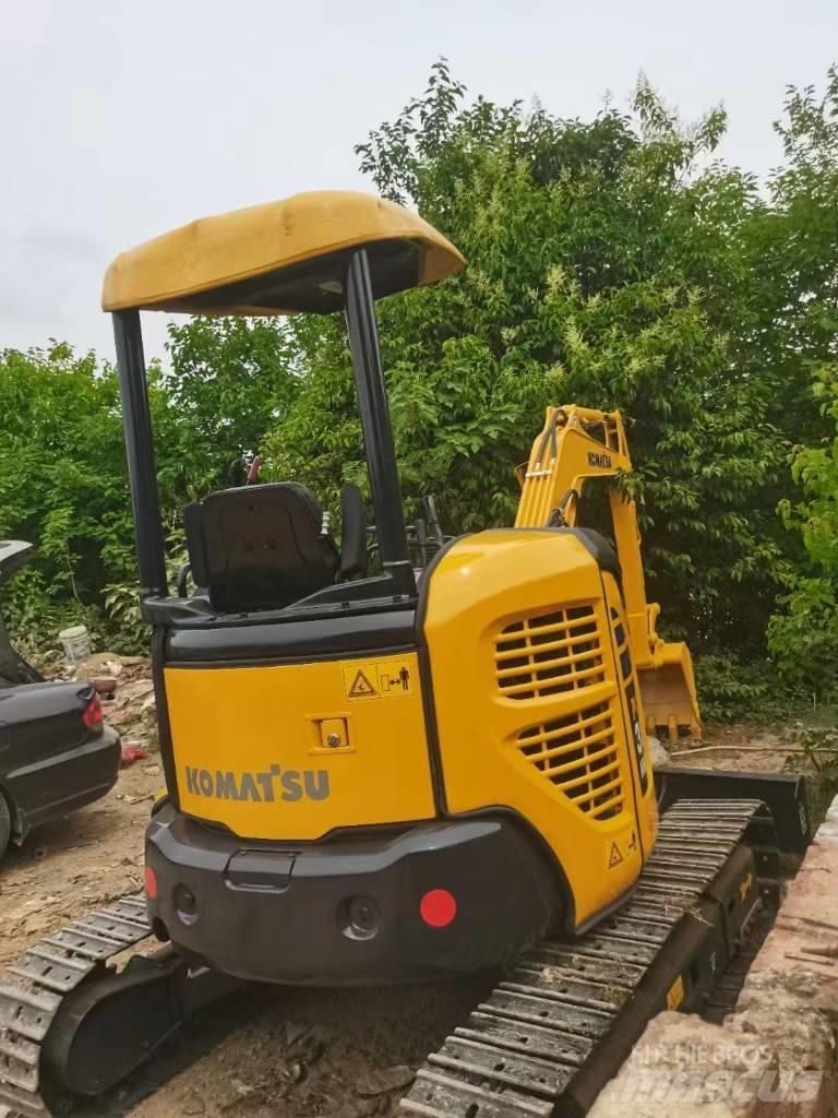 Komatsu PC 35 MR 소형 굴삭기 7톤 미만