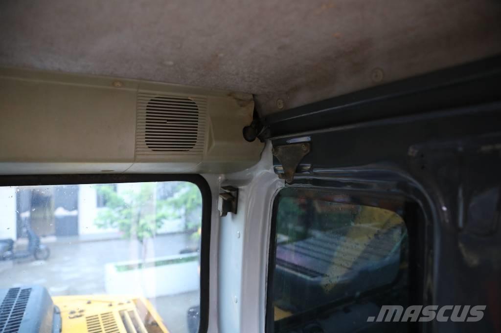 Komatsu PC 130-7 소형 굴삭기 7톤 미만