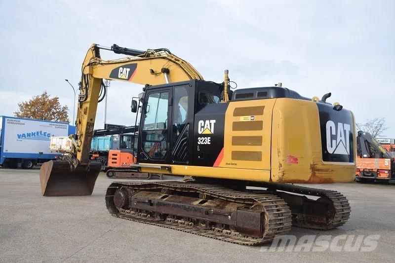 CAT 323E-stock id2 대형 굴삭기 29톤 이상