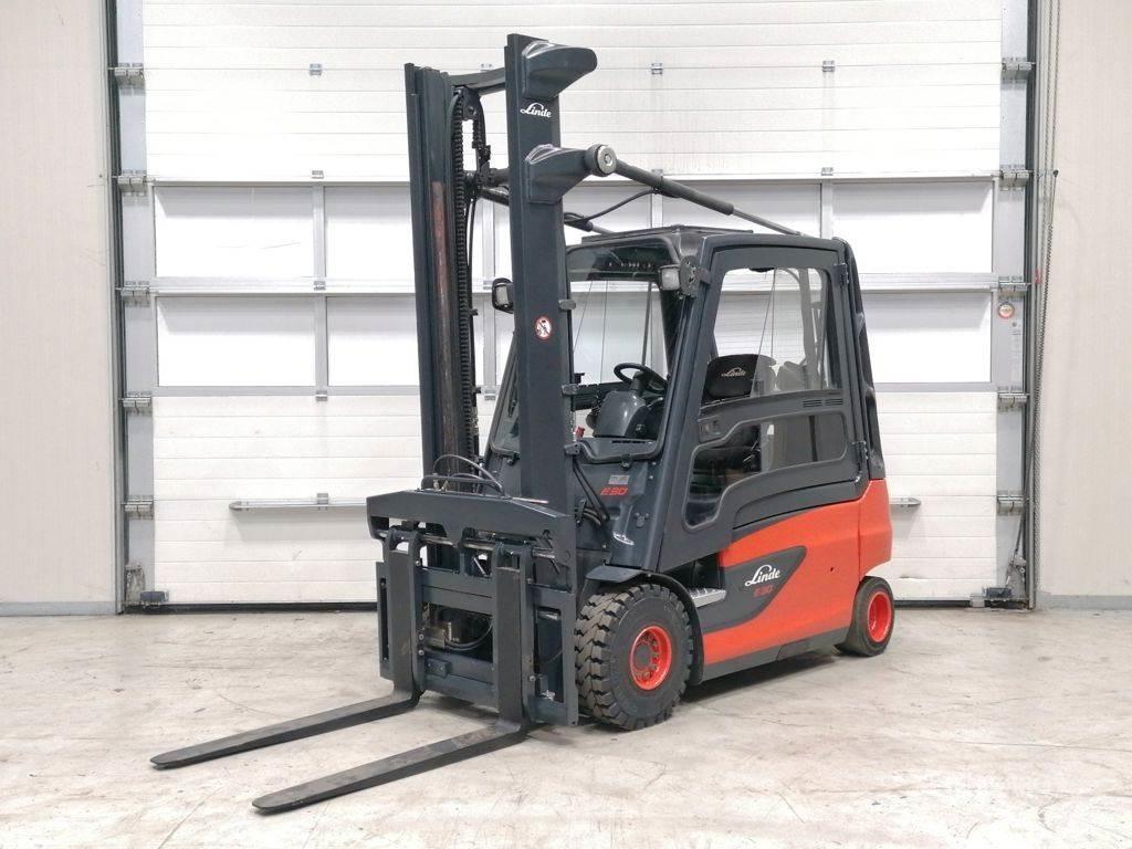 Linde E30L-01 전동 지게차