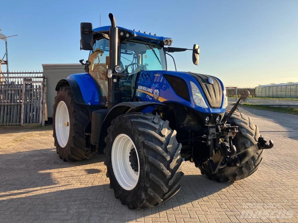 New Holland T 7.230 트랙터
