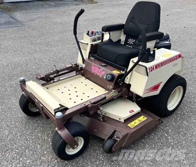 Grasshopper 124V/48R 회전식 잔디깎기