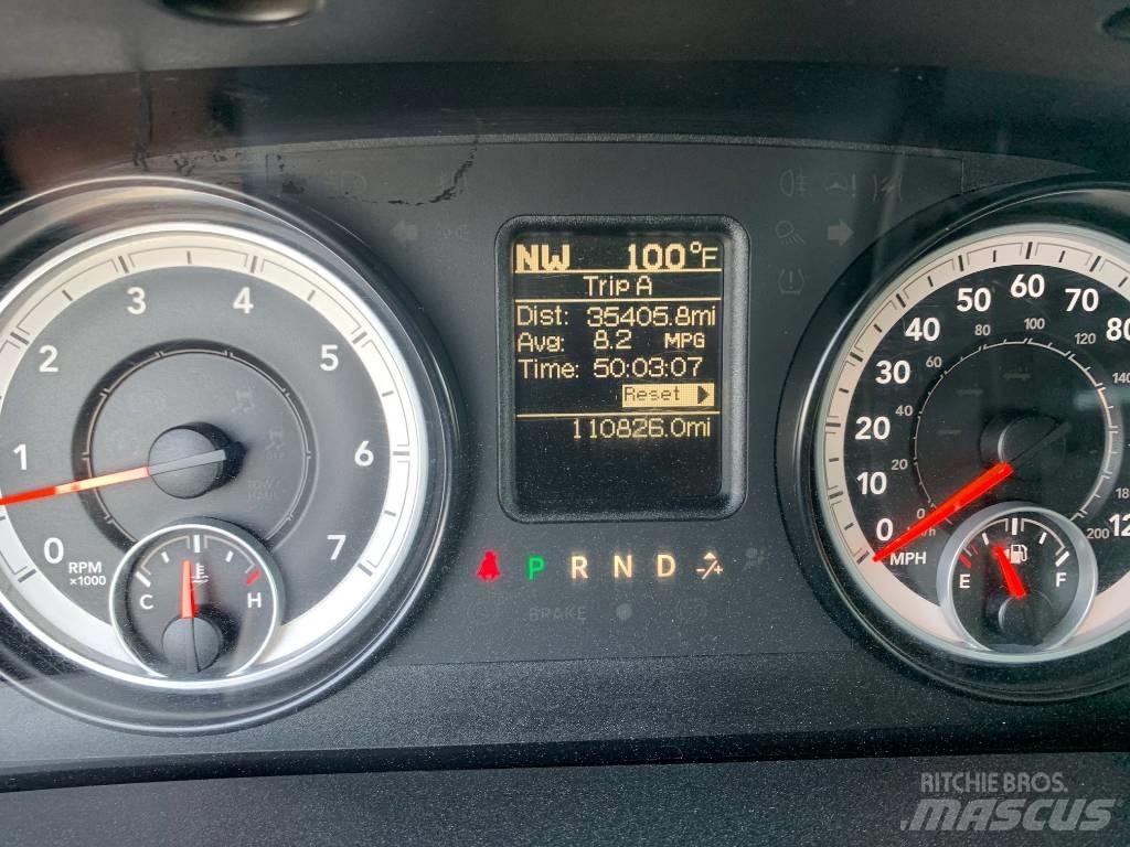 RAM 3500 TRADESMAN 플랫베드/드롭사이드 트럭