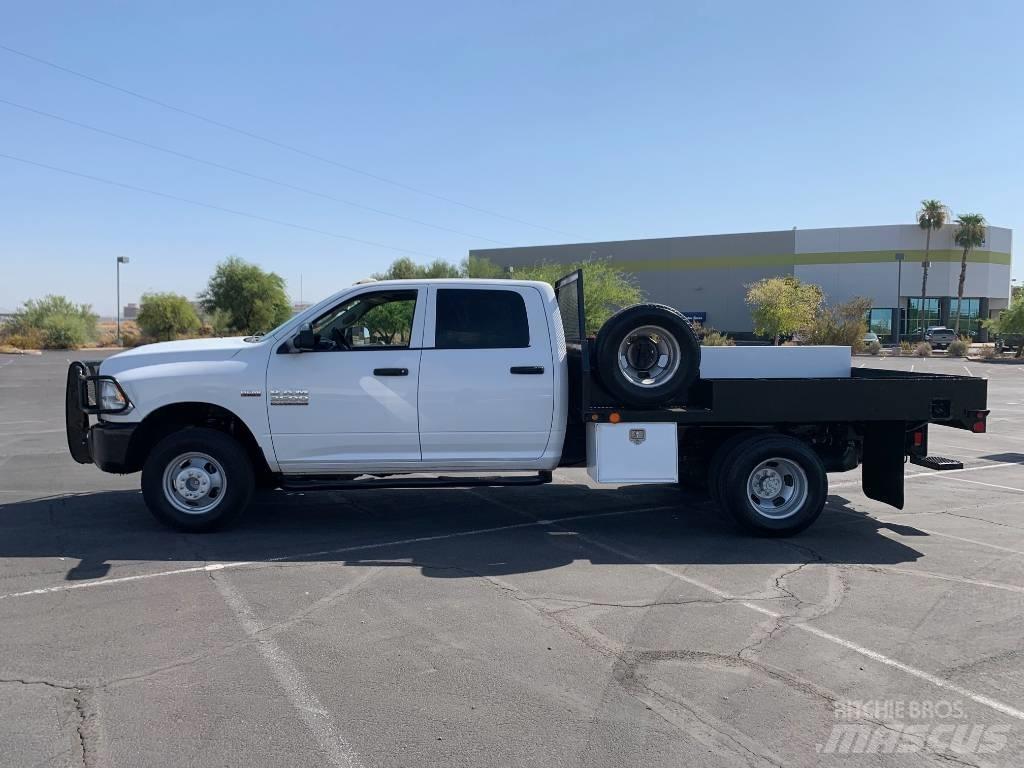 RAM 3500 TRADESMAN 플랫베드/드롭사이드 트럭