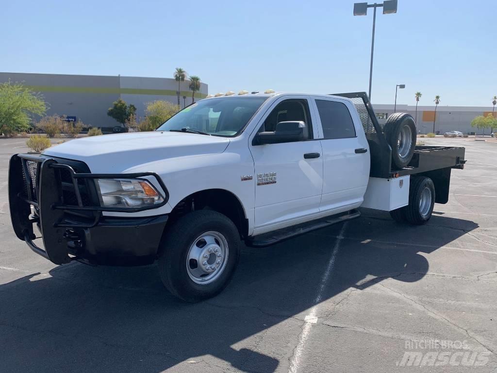 RAM 3500 TRADESMAN 플랫베드/드롭사이드 트럭