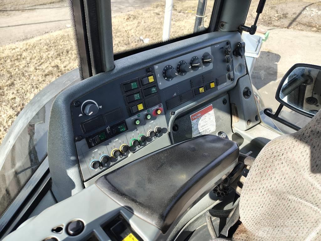 Valtra C120 트랙터