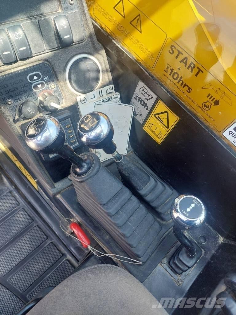 JCB 535-125 텔러 핸들러