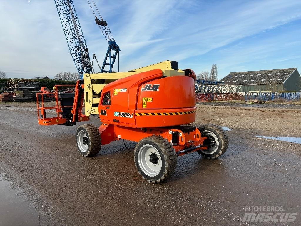 JLG EC 450 AJ 관절형 전동이동 리프트