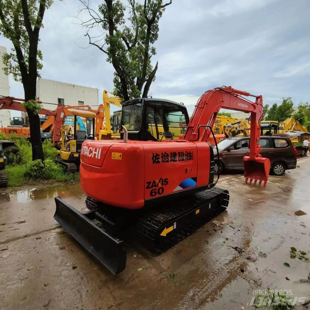 Hitachi ZX 60 소형 굴삭기 7톤 미만