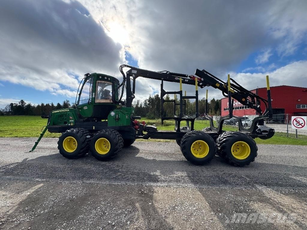 John Deere 810 E 원목 포워더
