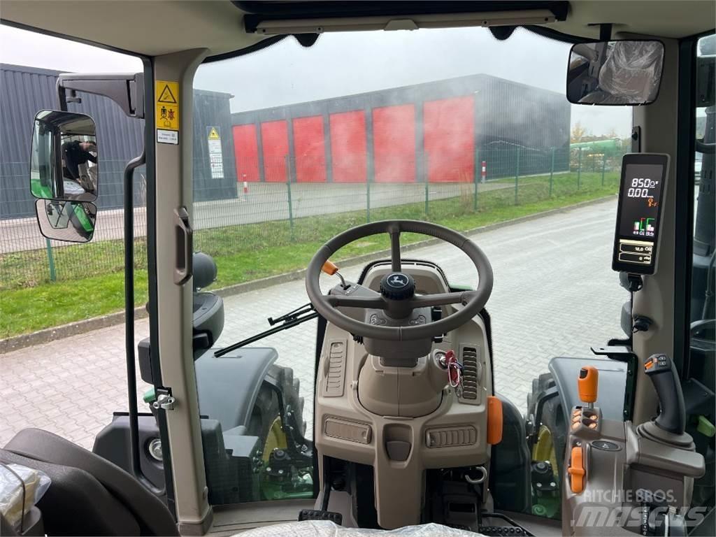 John Deere 6120M 트랙터