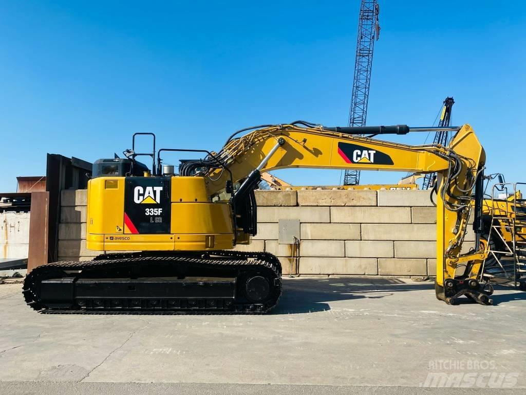 CAT 335 F L CR 대형 굴삭기 29톤 이상