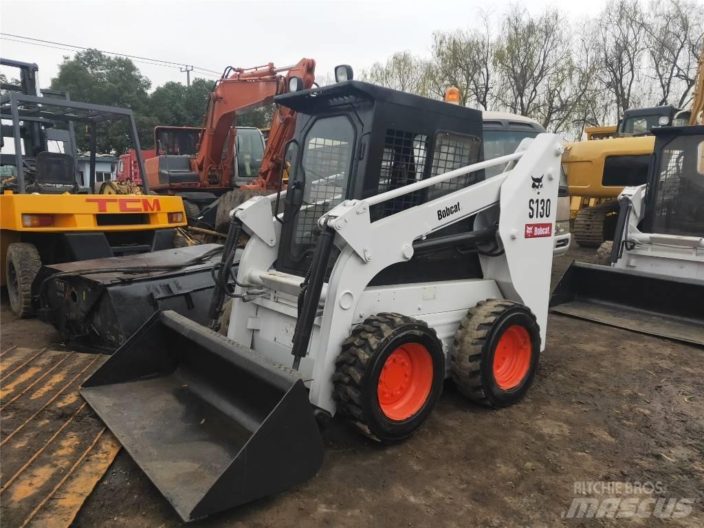 Bobcat S130  스키드로더