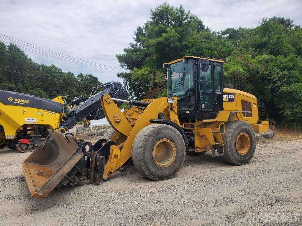 CAT 926M  휠로우더