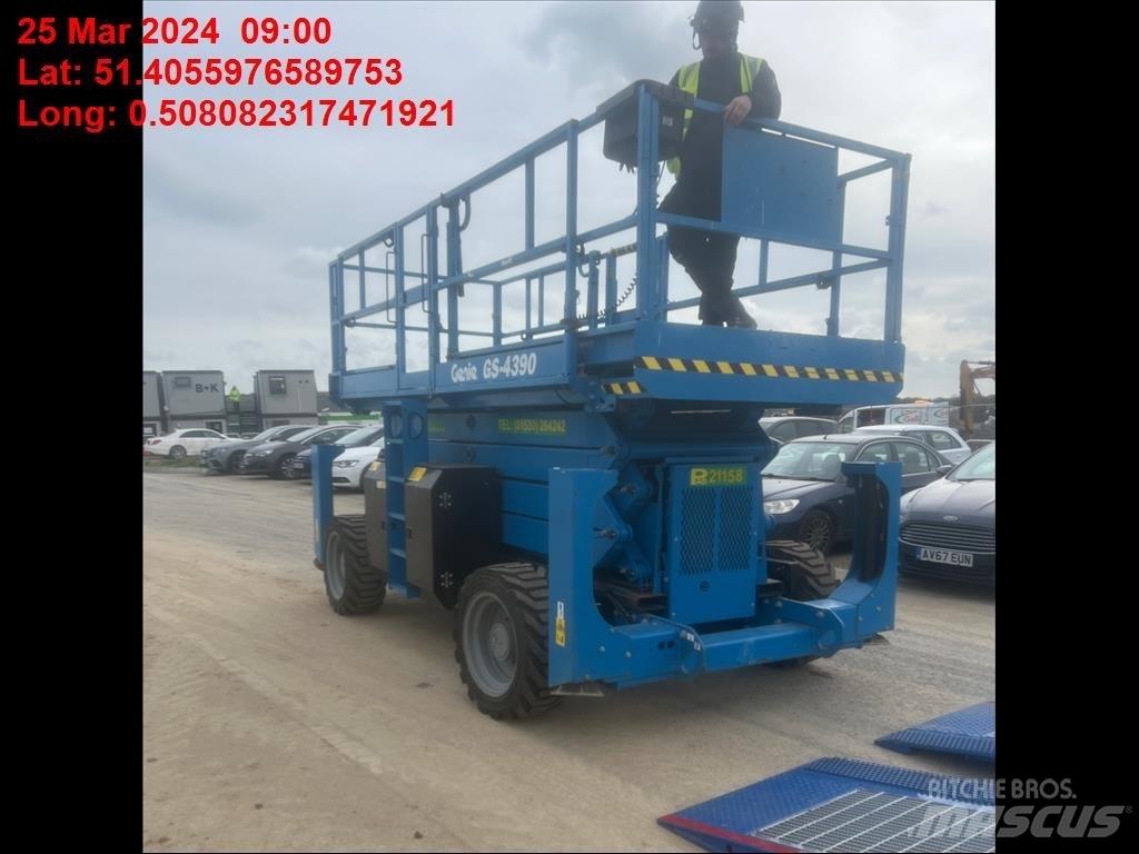 Genie GS 4390 가위형 리프트