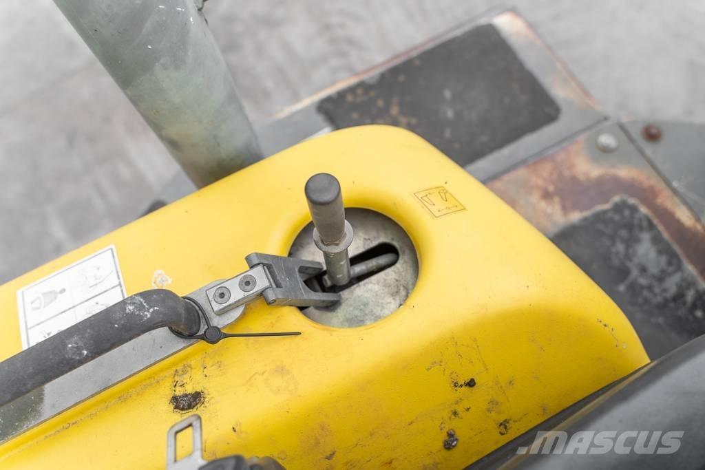 Wacker Neuson 3001 건설현장 덤프트럭