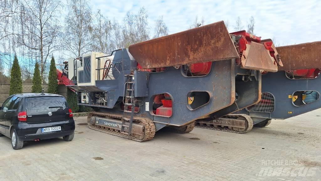 Sandvik QJ 241 이동식 분쇄기