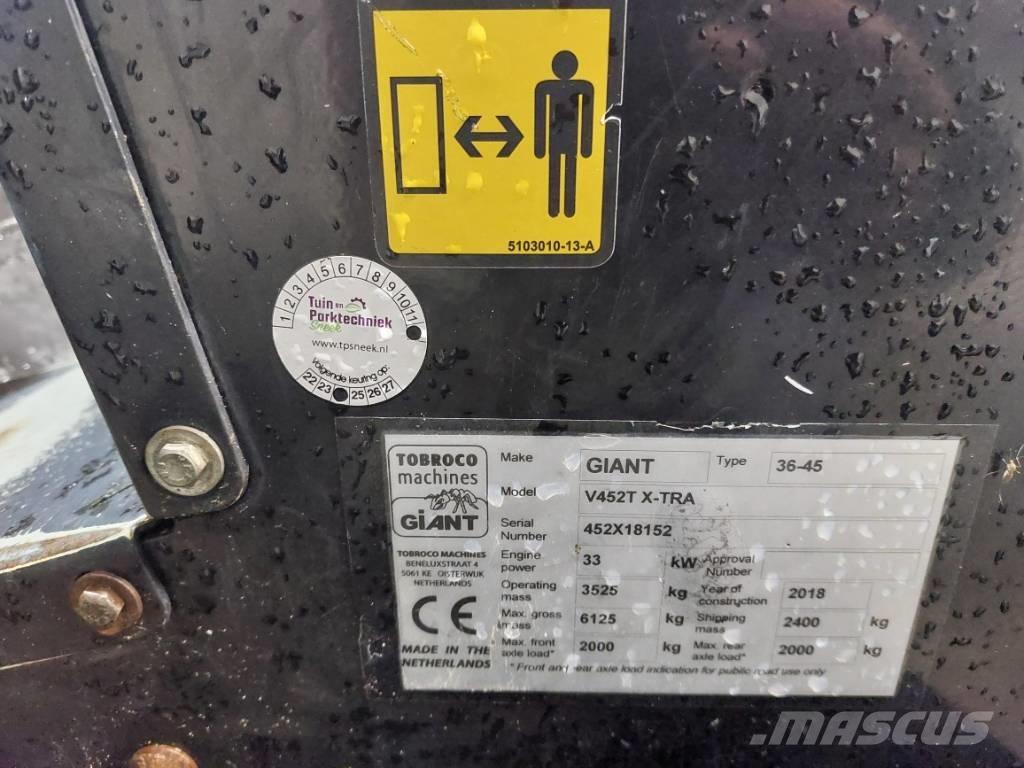 GiANT V 452 T X-tra 미니 로더