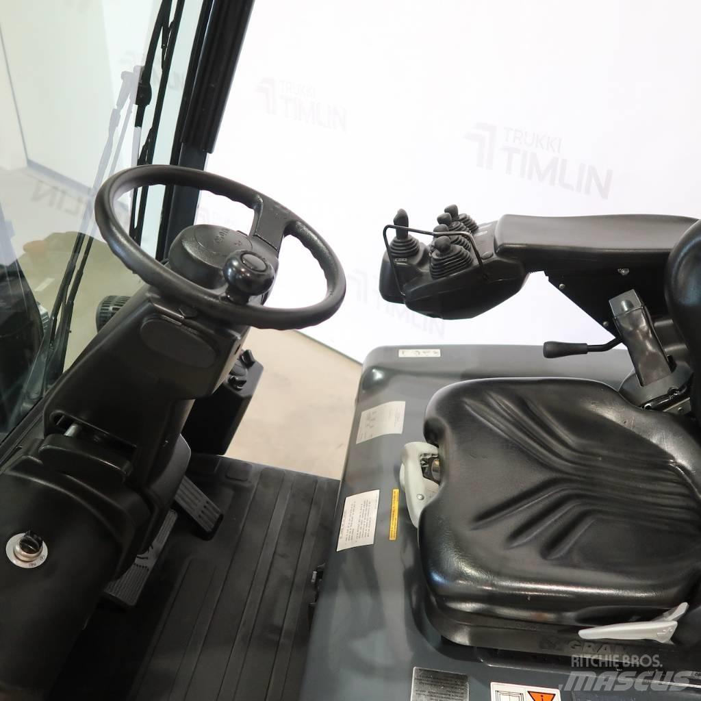 Toyota 8FBMT35 전동 지게차