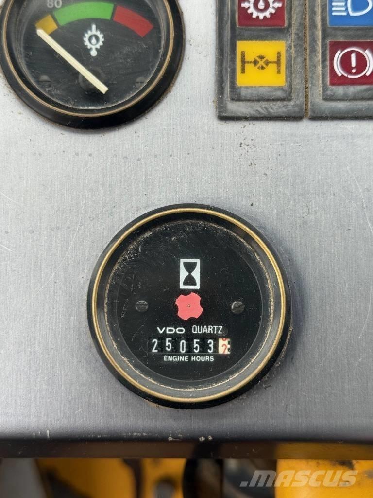 Volvo BM L 160  휠로우더
