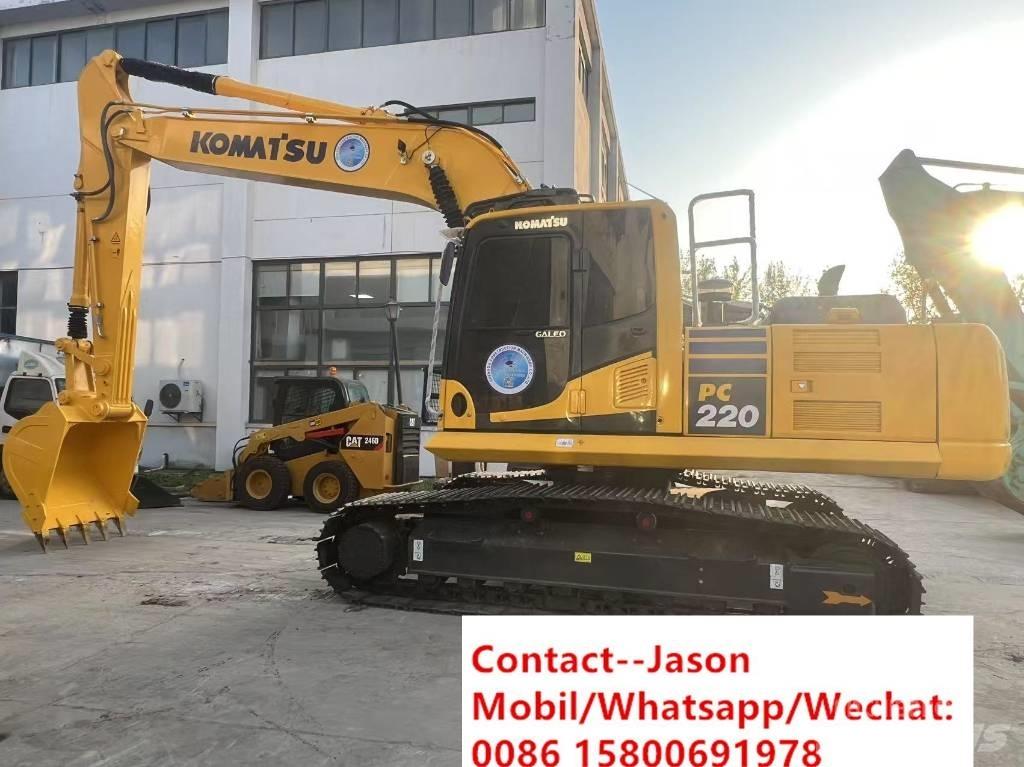 Komatsu PC 220 대형 굴삭기 29톤 이상