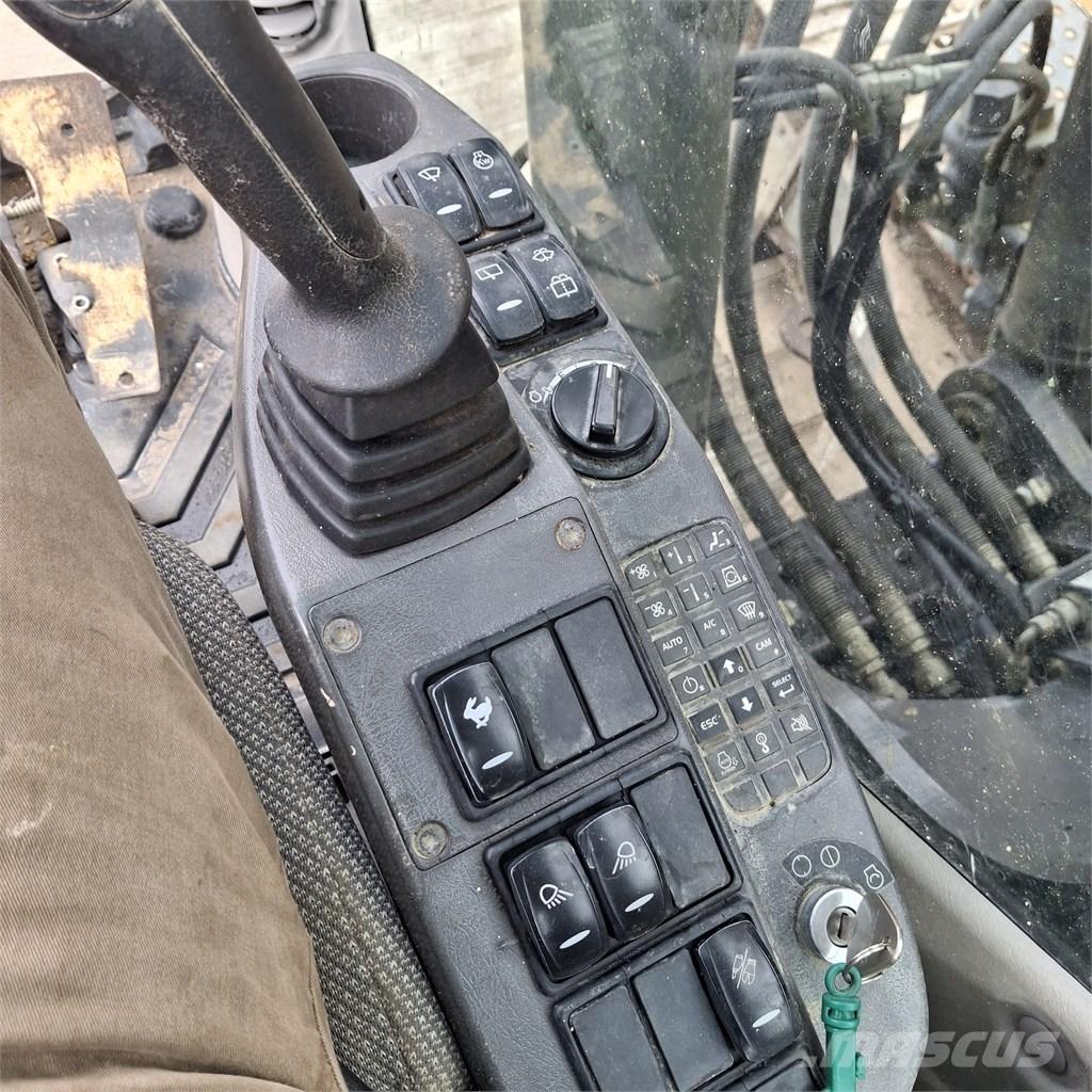Volvo EC 210 C L 대형 굴삭기 29톤 이상