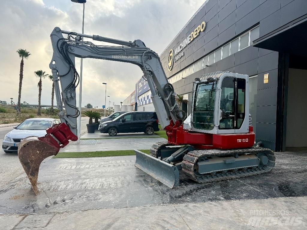 Takeuchi TB 180 FR 중형굴삭기 7톤-28톤