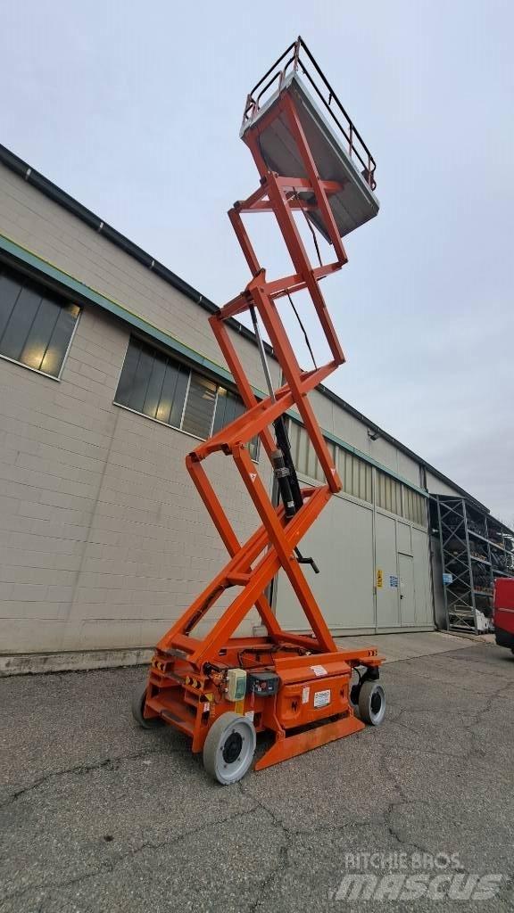 JLG 2646 ES 가위형 리프트
