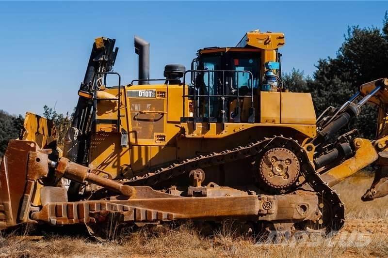 CAT D10T 크롤러 도저