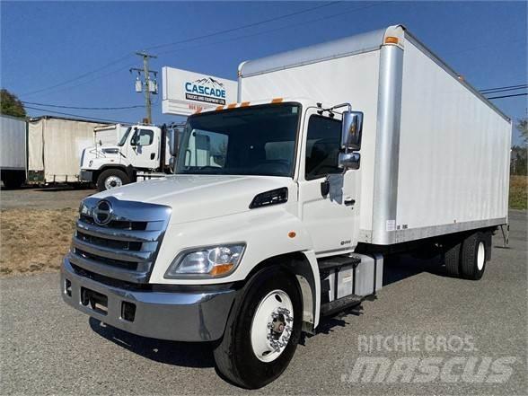 Hino 338 탑차 트럭
