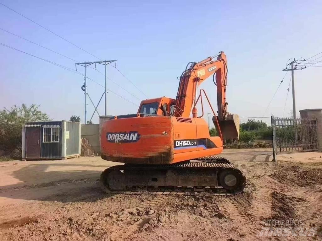 Doosan DH 150 대형 굴삭기 29톤 이상