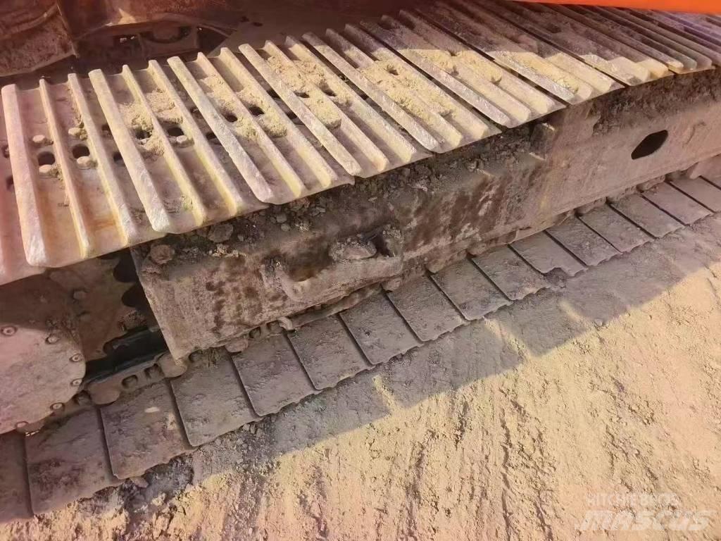 Doosan DH 150 대형 굴삭기 29톤 이상