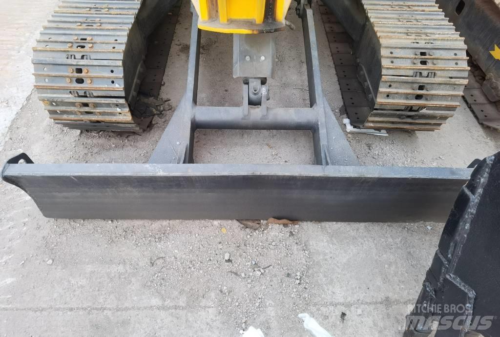 Komatsu PC55MR 대형 굴삭기 29톤 이상
