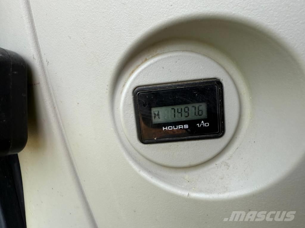 Kobelco SK 210 LC 대형 굴삭기 29톤 이상