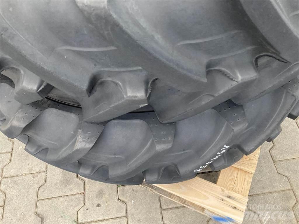 Alliance 280/85R28 타이어, 휠 및 림