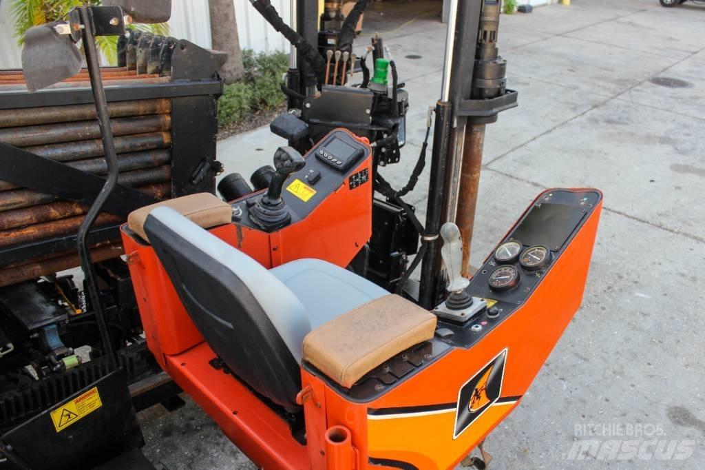 Ditch Witch JT25 수평 굴착 장치
