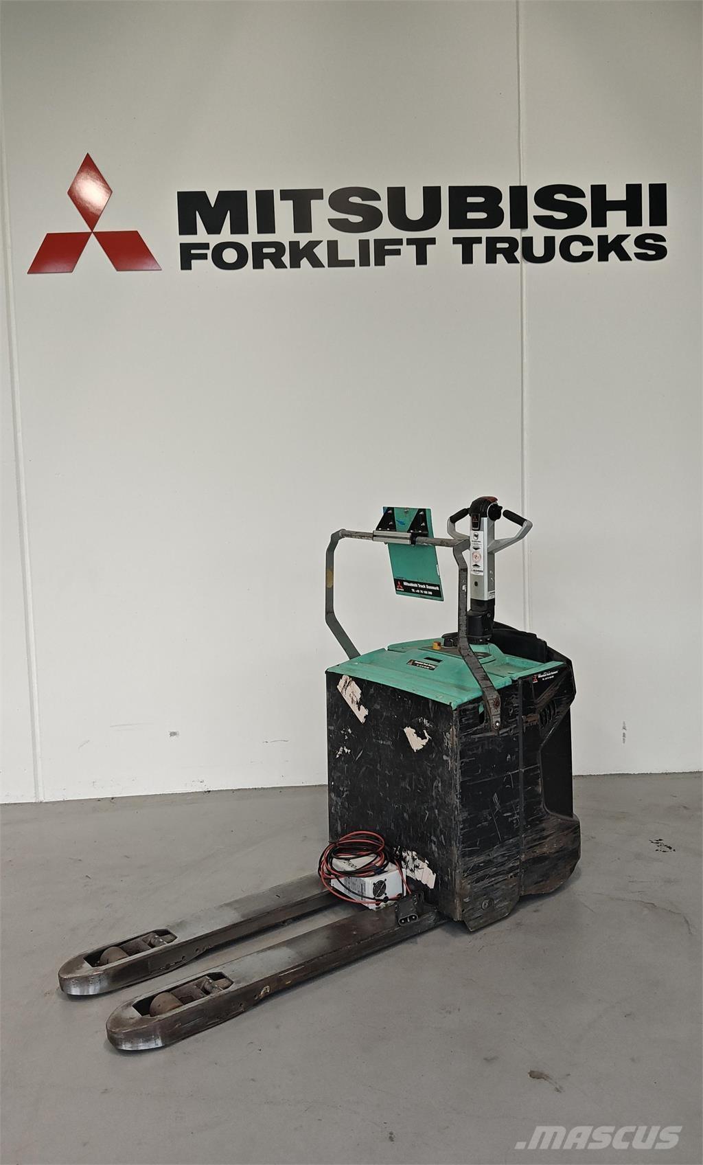 Mitsubishi PBV20N2 플랫폼 트럭