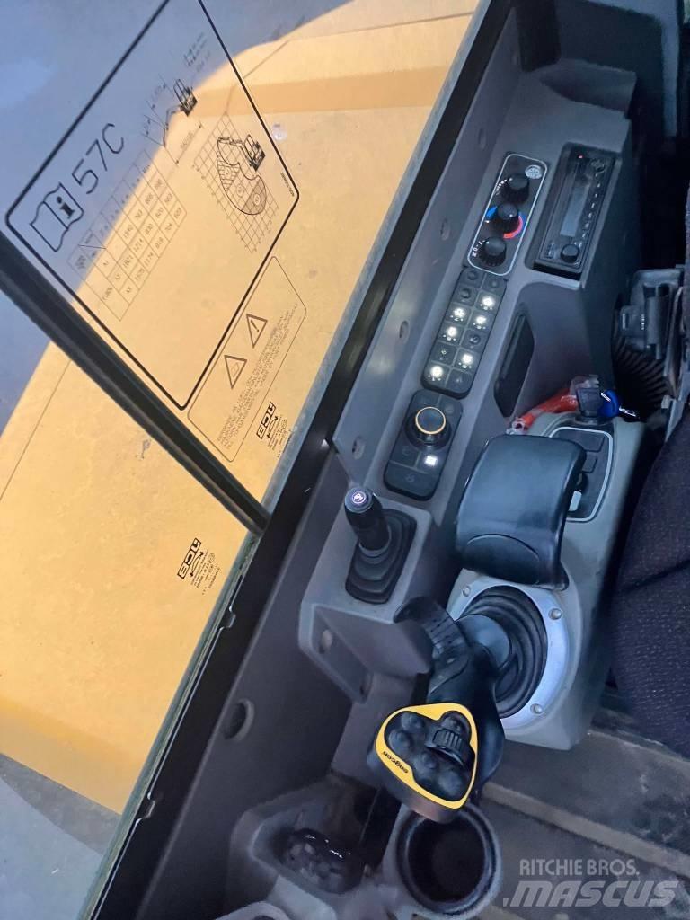 JCB 57C-1 소형 굴삭기 7톤 미만