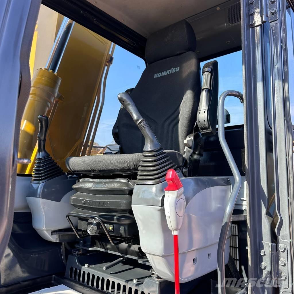 Komatsu PC 130-7 대형 굴삭기 29톤 이상
