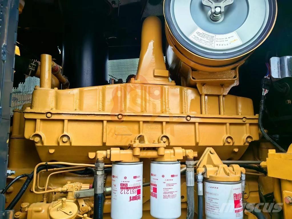 Shantui SD 32 크롤러 도저