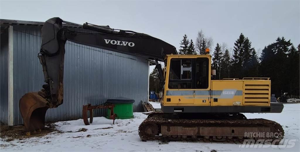 Volvo EC 230B 대형 굴삭기 29톤 이상