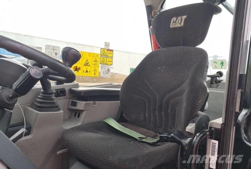 CAT TH 408 D 농업용 텔레 핸들러